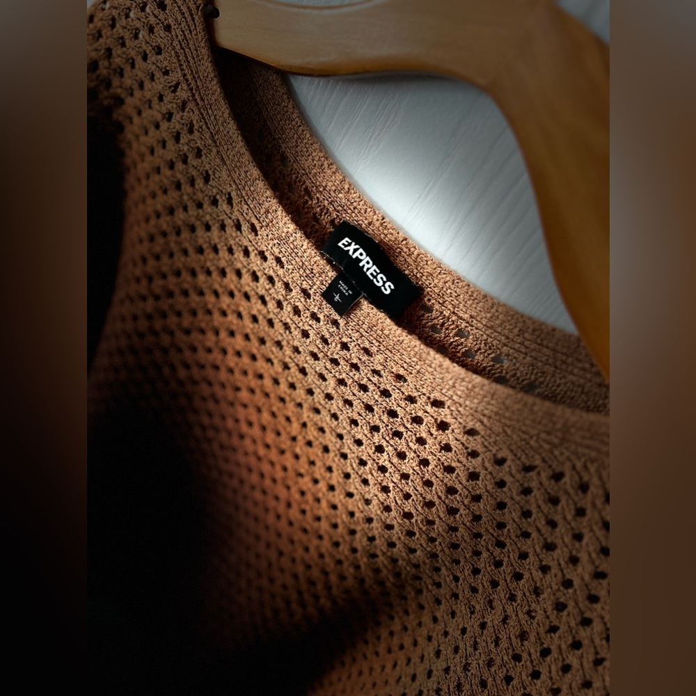 EXPRESS Wide Knit Batwing Sweater, SIZE Large, Rust Color - Picture 2 of 5